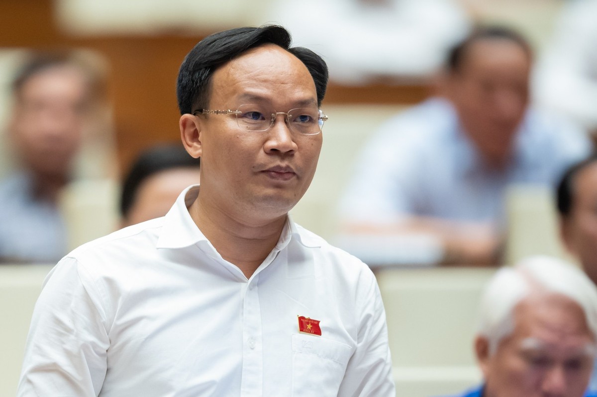 Đại biểu Phạm Văn Thịnh (đoàn Bắc Giang) nêu một số khó khăn vướng mắc trong triển khai nhà ở xã hội tại Bắc Giang Đại biểu Phạm Văn Thịnh (đoàn Bắc Giang) nêu một số khó khăn vướng mắc trong triển khai nhà ở xã hội tại Bắc Giang