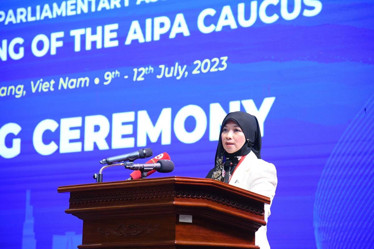 Tổng Thư ký AIPA Siti Rozaimeriyanty Dato Haji Abdul Rahman