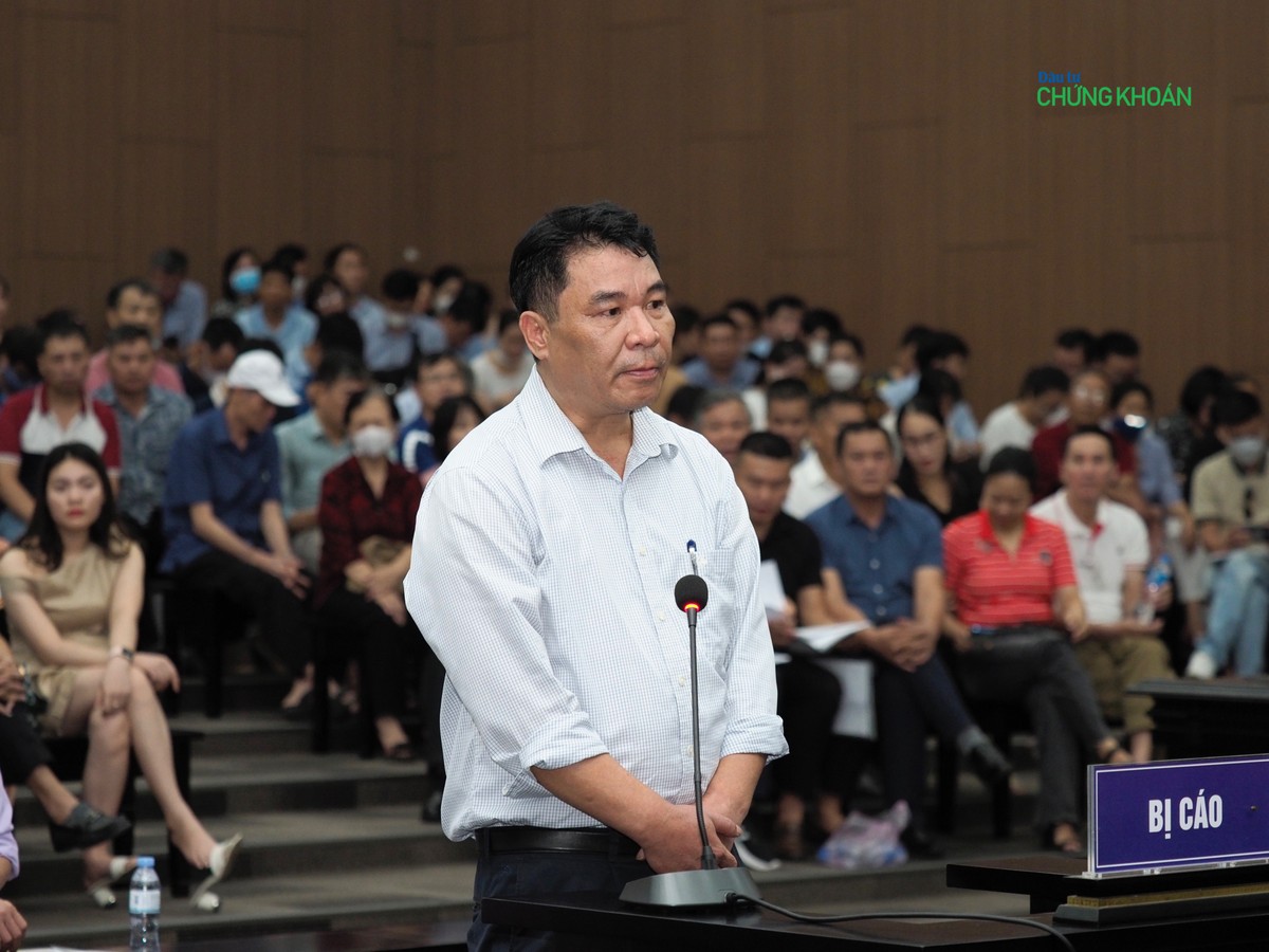 Bị cáo Bùi Văn Bằng, nguyên Phó Chủ tịch UBND phường Kiến Hưng Bị cáo Bùi Văn Bằng, nguyên Phó Chủ tịch UBND phường Kiến Hưng