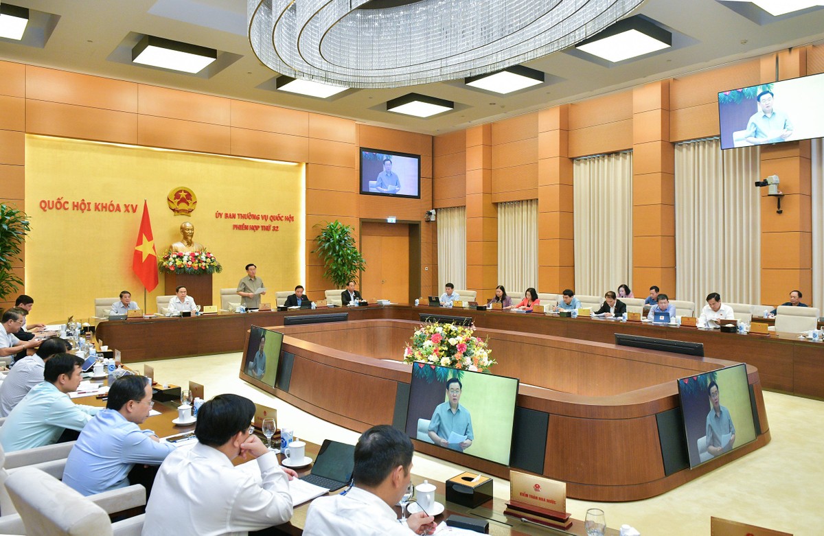 Toàn cảnh phiên họp