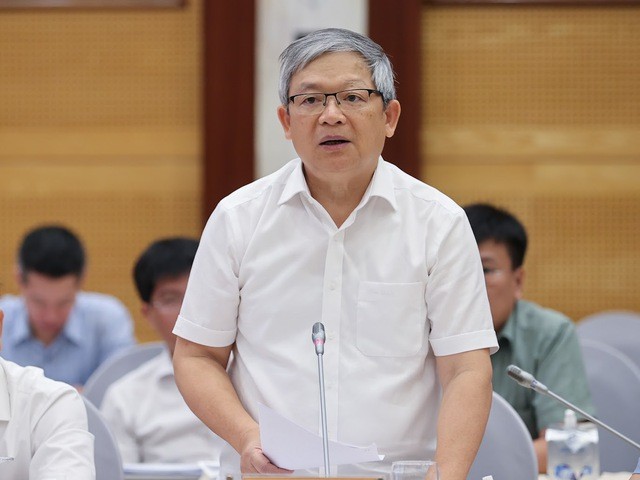 Thiếu tướng Hoàng Anh Tuyên - Người phát ngôn Bộ Công an thông tin về lừa đảo qua mạng tại họp báo Chính phủ chiều 7/9 Thiếu tướng Hoàng Anh Tuyên - Người phát ngôn Bộ Công an thông tin về lừa đảo qua mạng tại họp báo Chính phủ chiều 7/9