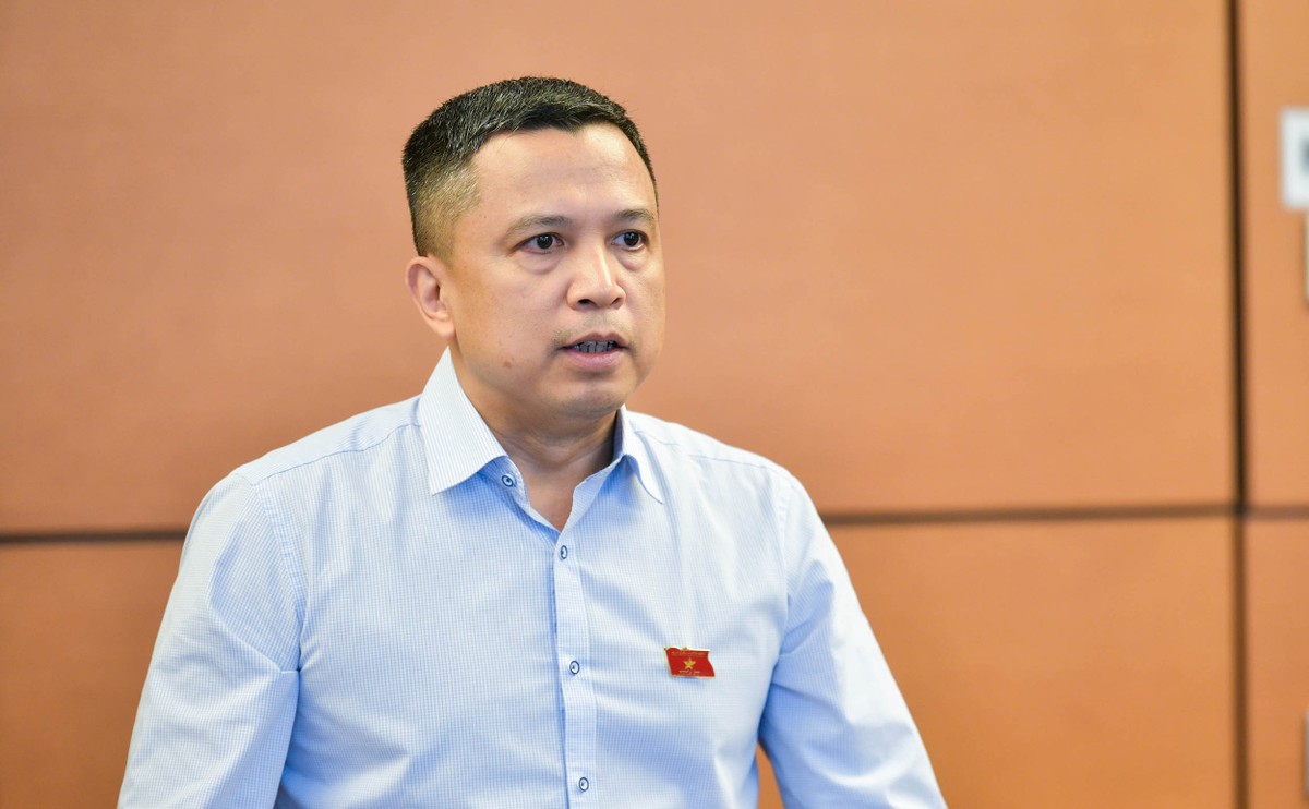 Đại biểu Phạm Phú Bình (đoàn Nghệ An) Đại biểu Phạm Phú Bình (đoàn Nghệ An)