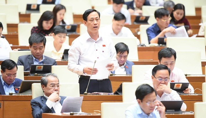 Đại biểu Mai Văn Hải (đoàn Thanh Hoá) Đại biểu Mai Văn Hải (đoàn Thanh Hoá)