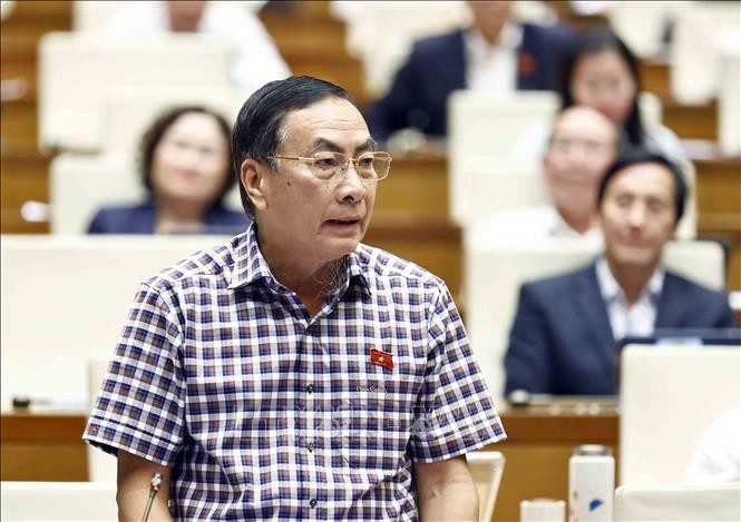 Đại biểu Phạm Văn Hoà (đoàn Đồng Tháp) Đại biểu Phạm Văn Hoà (đoàn Đồng Tháp)