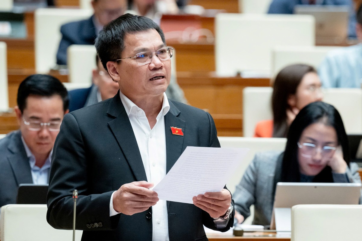 Đại biểu Dương Khắc Mai (đoàn Đăk Nông) Đại biểu Dương Khắc Mai (đoàn Đăk Nông)