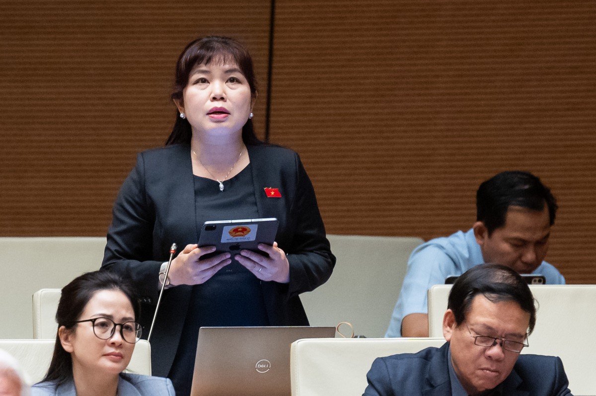 Đại biểu Nguyễn Thị Thu Hà (đoàn Quảng Ninh)