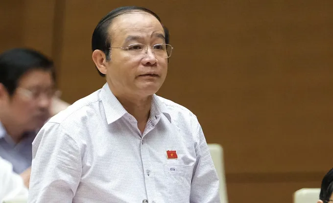 Đại biểu Lã Thanh Tân (đoàn Hải Phòng)