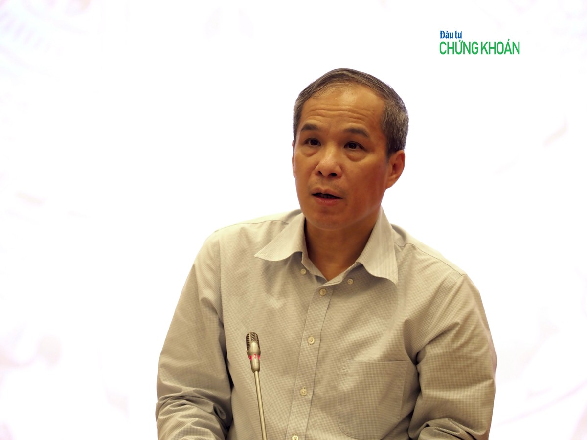 Phó Thống đốc Ngân hàng Nhà nước Việt Nam Đoàn Thái Sơn họp báo Chính phủ chiều 6/10 - Ảnh: M.Minh Phó Thống đốc Ngân hàng Nhà nước Việt Nam Đoàn Thái Sơn họp báo Chính phủ chiều 6/10 - Ảnh: M.Minh