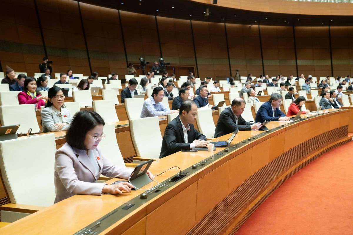 Quốc hội họp bàn về dự án Luật Trí tuệ nhân tạo sáng 21/11