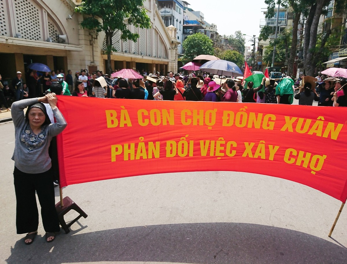 Tiểu thương chợ Đồng Xuân phản đổi kế hoạch xây mới chợ ảnh 3