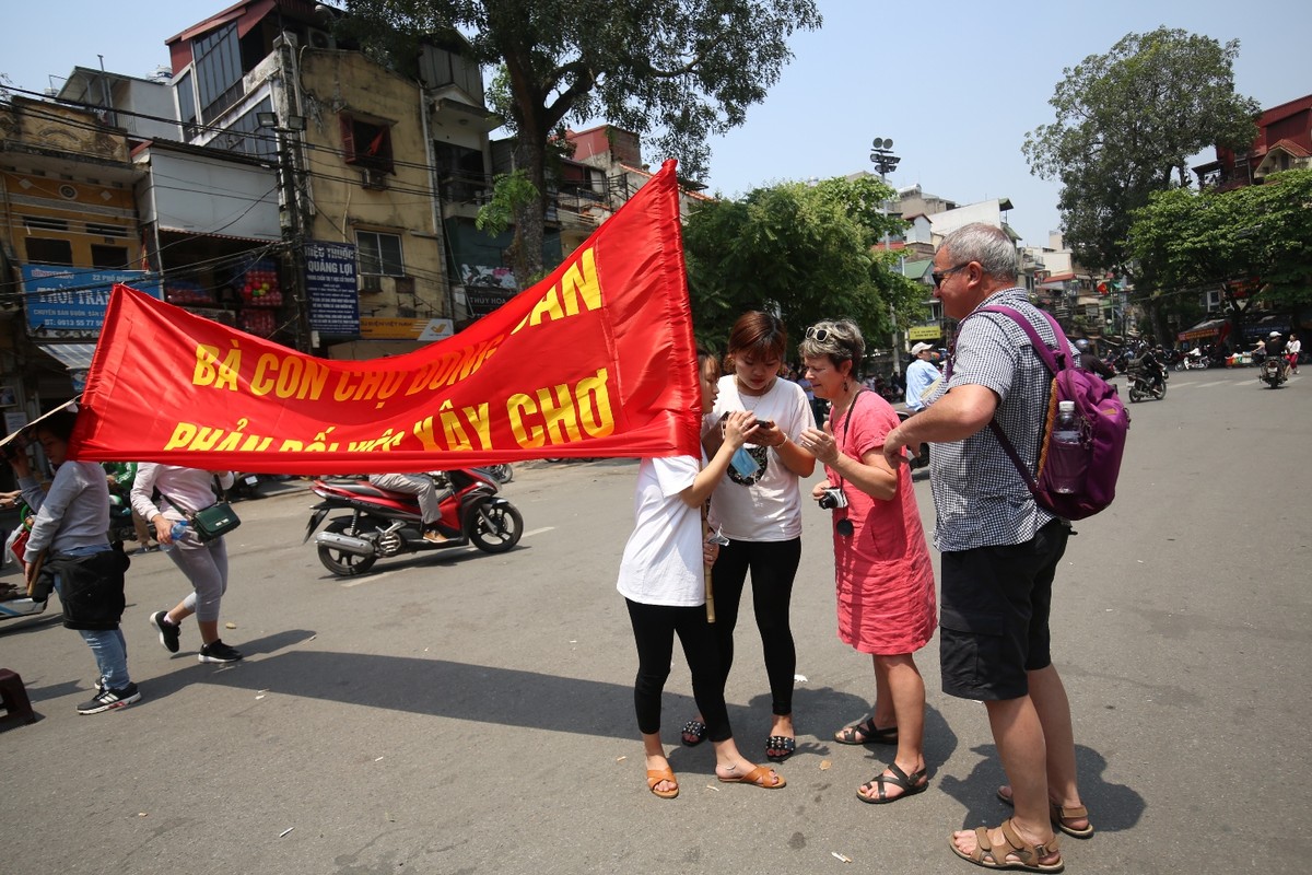 Tiểu thương chợ Đồng Xuân phản đổi kế hoạch xây mới chợ ảnh 5