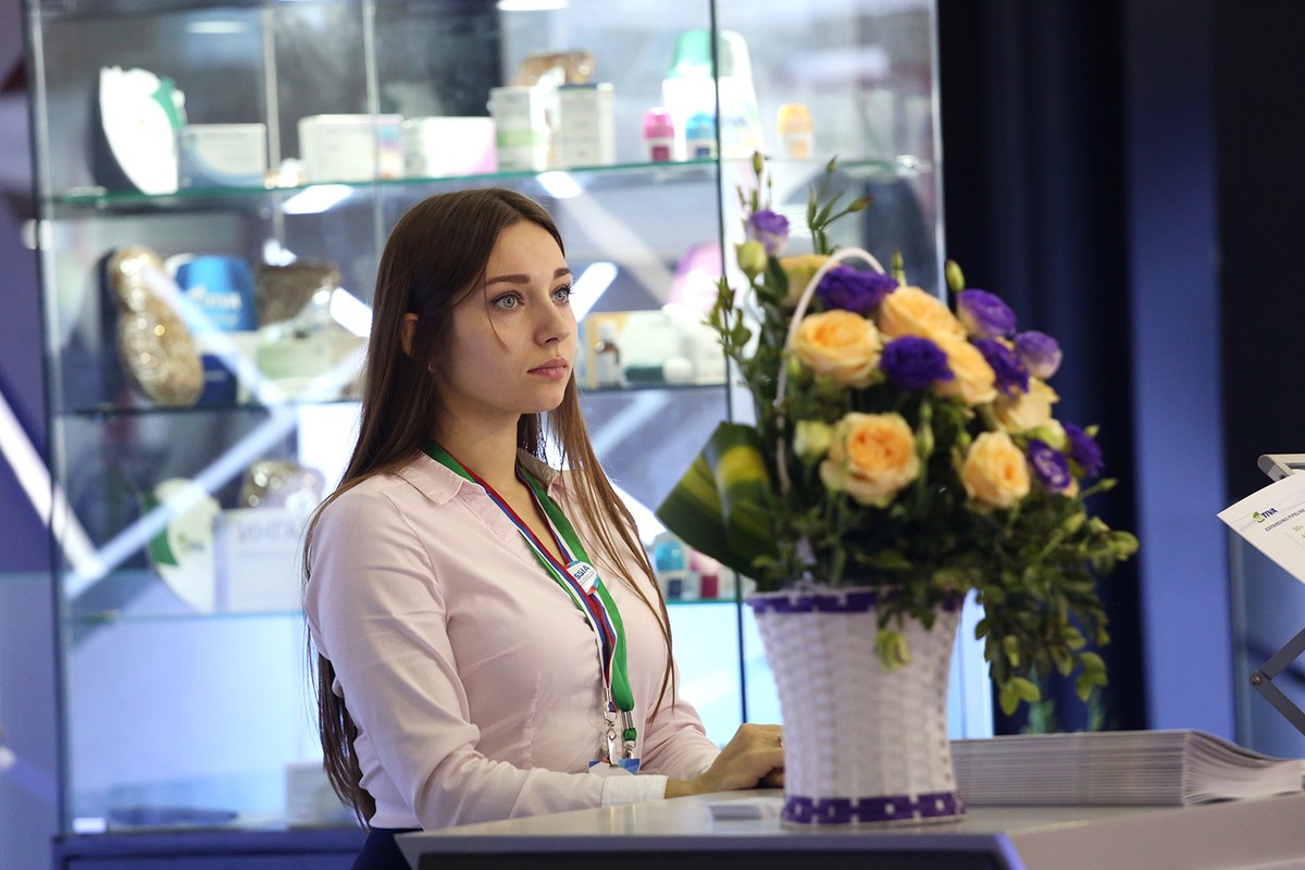 Cận cảnh nhan sắc “cô gái” robot tại Việt Nam Expo 2018 ảnh 10