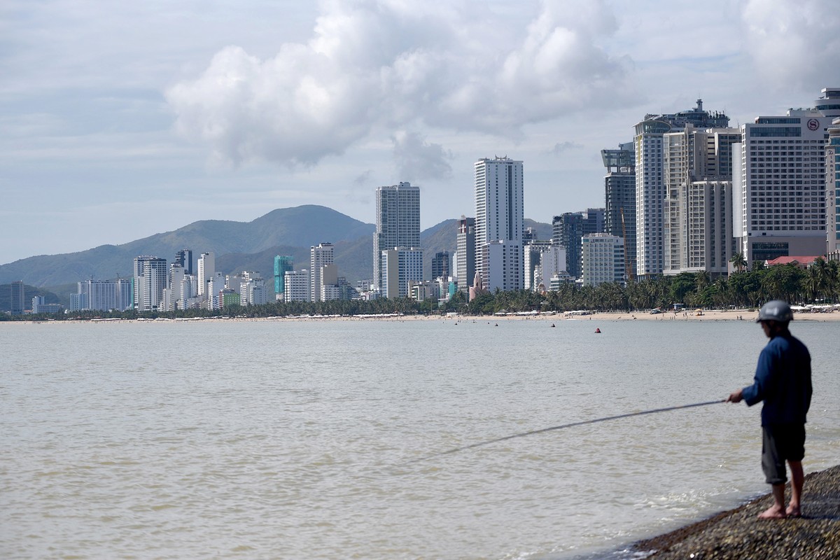 Rừng bê tông, cốt thép condotel quây biển Nha Trang  ảnh 2