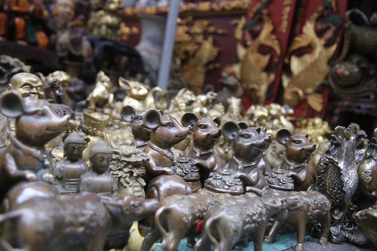 Phố Hàng Mã lung linh hình ảnh chuột vàng chuột đỏ ảnh 9