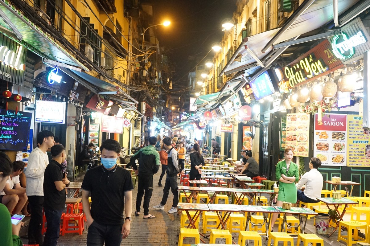 Cảnh các quán nhậu, nhà hàng được ví von là “toang” tại Hà Nội ảnh 10