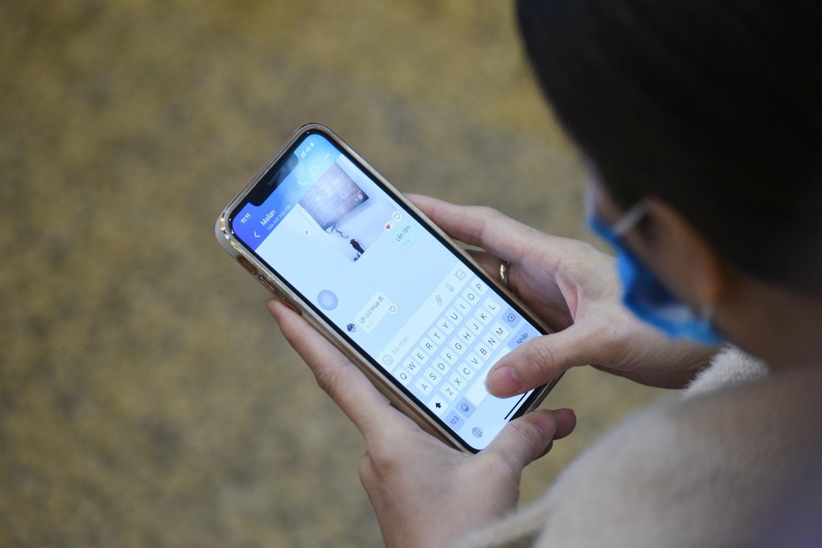 Giá vàng tiếp tục nhẩy múa hứa hẹn việc giao dịch vàng sẽ vẫn sôi động trong thời gian tới. Giá vàng tiếp tục nhẩy múa hứa hẹn việc giao dịch vàng sẽ vẫn sôi động trong thời gian tới.