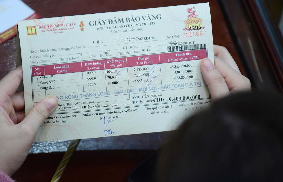 Hóa đơn bán vàng âm hơn 9,4 tỷ đồng cho 124 cây vàng thể hiện nhà vàng hẹn trả tiền sau ngày vía Thần tài.