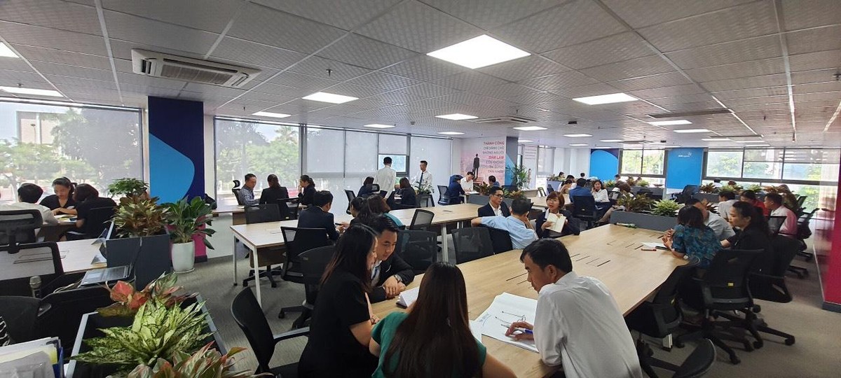 Các doanh nghiệp bảo hiểm đang áp dụng hình thức mua hàng ẩn danh (mystery shopping) để kiểm tra và đánh giá lại chất lượng tư vấn của các nhân viên bán hàng. Các doanh nghiệp bảo hiểm đang áp dụng hình thức mua hàng ẩn danh (mystery shopping) để kiểm tra và đánh giá lại chất lượng tư vấn của các nhân viên bán hàng.