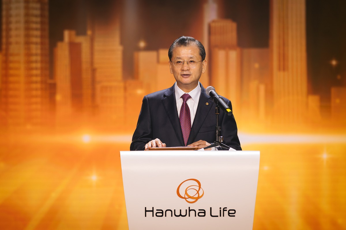 Ông Yeo Seung Joo, Tổng giám đốc Tập đoàn Hanwha Life phát biểu tại sự kiện ngày 18/08/2023 Ông Yeo Seung Joo, Tổng giám đốc Tập đoàn Hanwha Life phát biểu tại sự kiện ngày 18/08/2023