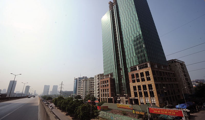 Công trình Dự án Apex Tower thành quán nhậu, hàng rửa xe ảnh 1 Công trình Dự án Apex Tower thành quán nhậu, hàng rửa xe ảnh 1