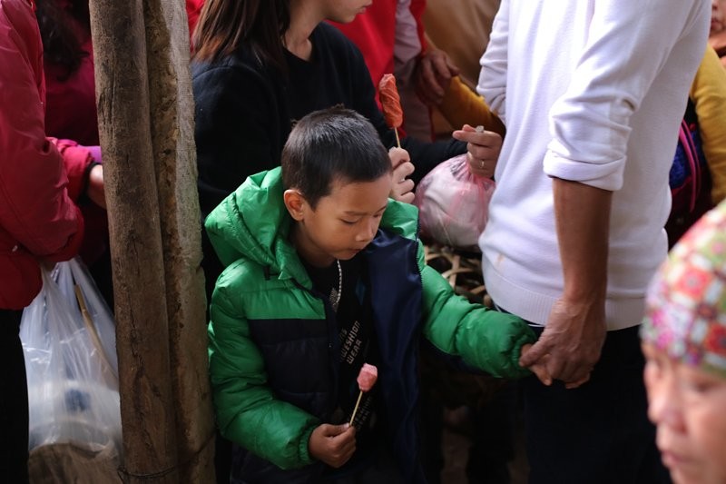 Phiên chợ cuối năm ở Thủ đô chỉ dành cho quý ông ảnh 9 Phiên chợ cuối năm ở Thủ đô chỉ dành cho quý ông ảnh 9