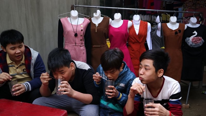Phiên chợ cuối năm ở Thủ đô chỉ dành cho quý ông ảnh 5 Phiên chợ cuối năm ở Thủ đô chỉ dành cho quý ông ảnh 5