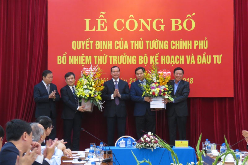 Công bố Quyết định bổ nhiệm hai tân Thứ trưởng Bộ Kế hoạch và Đầu tư ảnh 4 Công bố Quyết định bổ nhiệm hai tân Thứ trưởng Bộ Kế hoạch và Đầu tư ảnh 4