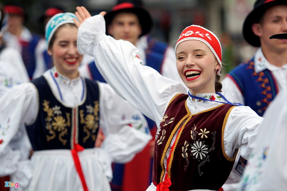 Lễ hội đường phố đặc sắc tại Festival Huế ảnh 4