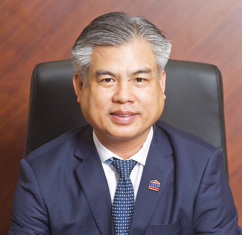 Ông Hoàng Văn Tăng, Tổng giám đốc Tổng công ty cổ phần Đầu tư Phát triển Xây dựng Ông Hoàng Văn Tăng, Tổng giám đốc Tổng công ty cổ phần Đầu tư Phát triển Xây dựng