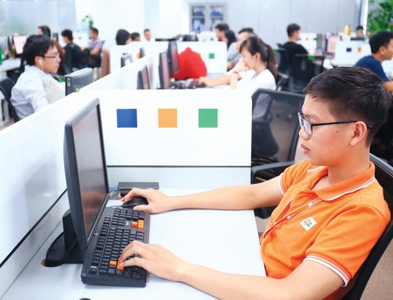 Các đột phá chiến lược đều gắn với đổi mới, sáng tạo, thúc đẩy năng suất, chuyển đổi số... Ảnh: Chí Cường Các đột phá chiến lược đều gắn với đổi mới, sáng tạo, thúc đẩy năng suất, chuyển đổi số... Ảnh: Chí Cường