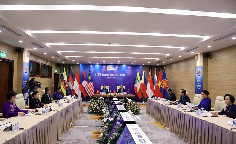 Quang cảnh Hội nghị từ điểm cầu Việt Nam Quang cảnh Hội nghị từ điểm cầu Việt Nam