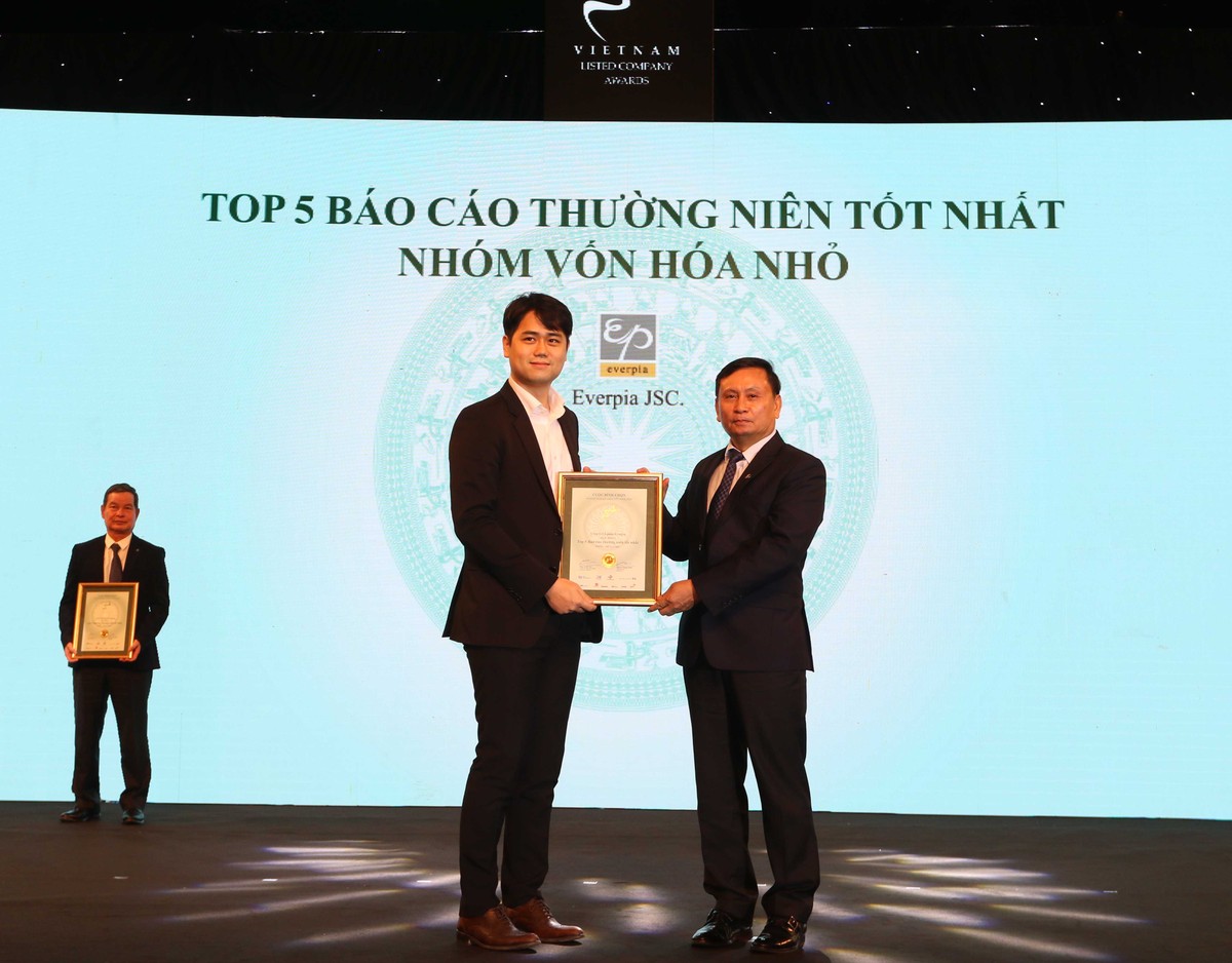 Đại diện CTCP Everpia -TOP 5 nhóm vốn hóa nhỏ có BCTN tốt nhất.