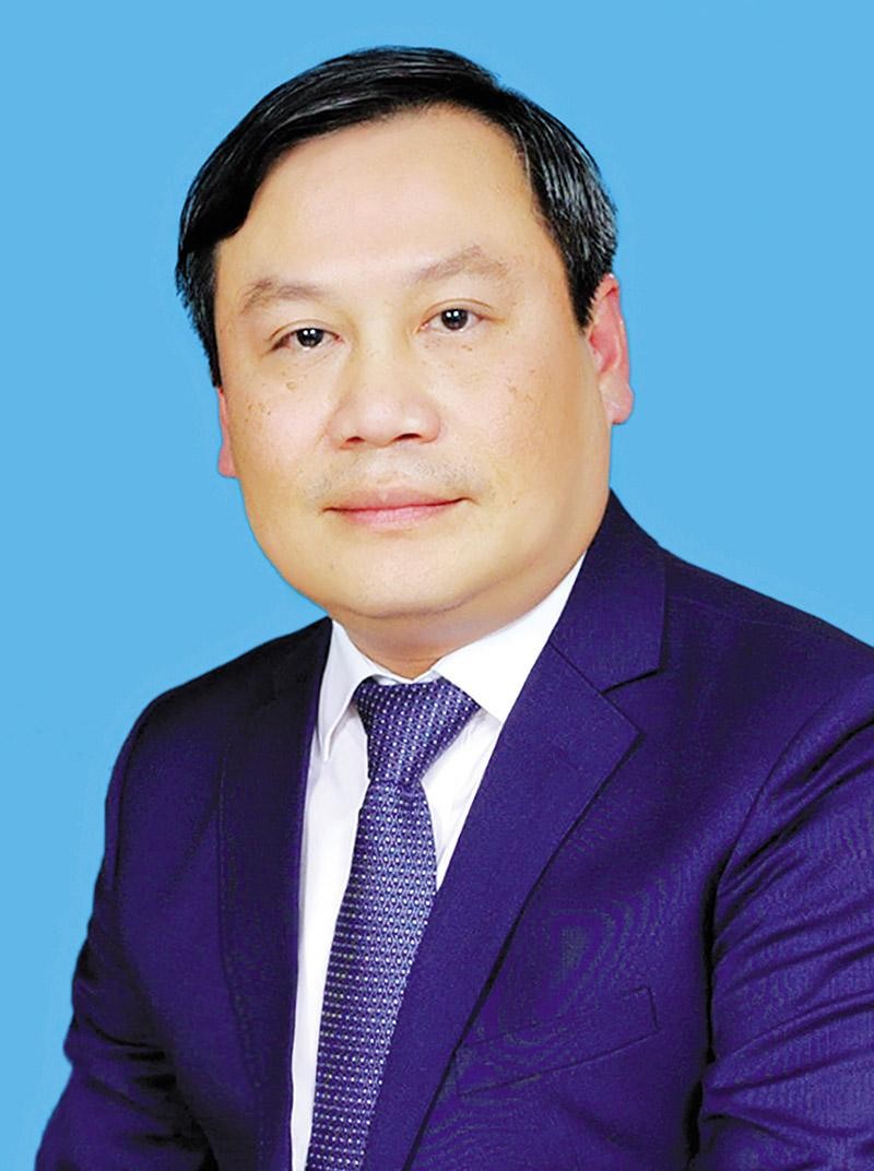 Ông Vũ Đại Thắng, Ủy viên dự khuyết Ban Chấp hành Trung ương Đảng, Bí thư Tỉnh ủy Quảng Bình. Ông Vũ Đại Thắng, Ủy viên dự khuyết Ban Chấp hành Trung ương Đảng, Bí thư Tỉnh ủy Quảng Bình.