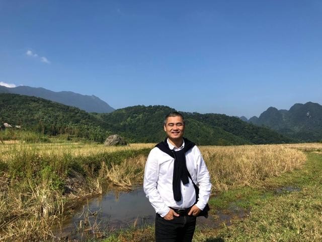 Ông Hà luôn cân bằng cuộc sống và công việc. Mỗi năm gia đình ông đều đạt 80% kế hoạch đề ra, 20% chưa hoàn thành sẽ là ưu tiên để cố gắng tiếp cho năm sau. Ông Hà luôn cân bằng cuộc sống và công việc. Mỗi năm gia đình ông đều đạt 80% kế hoạch đề ra, 20% chưa hoàn thành sẽ là ưu tiên để cố gắng tiếp cho năm sau.