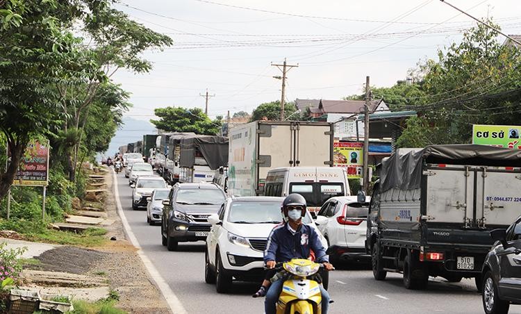 Một đoạn đèo Bảo Lộc trên Quốc lộ 20.