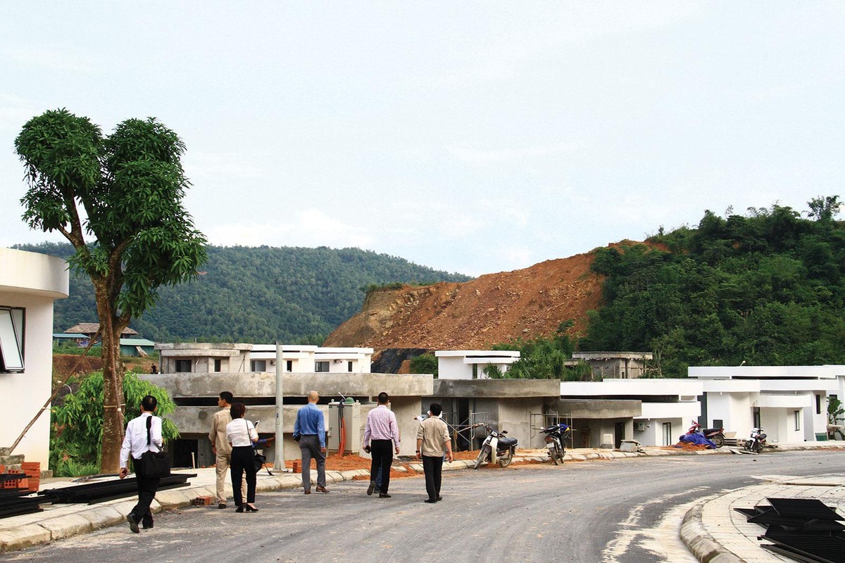 Nhà đầu tư tìm hiểu dự án ở Dốc Kẽm, Lương Sơn