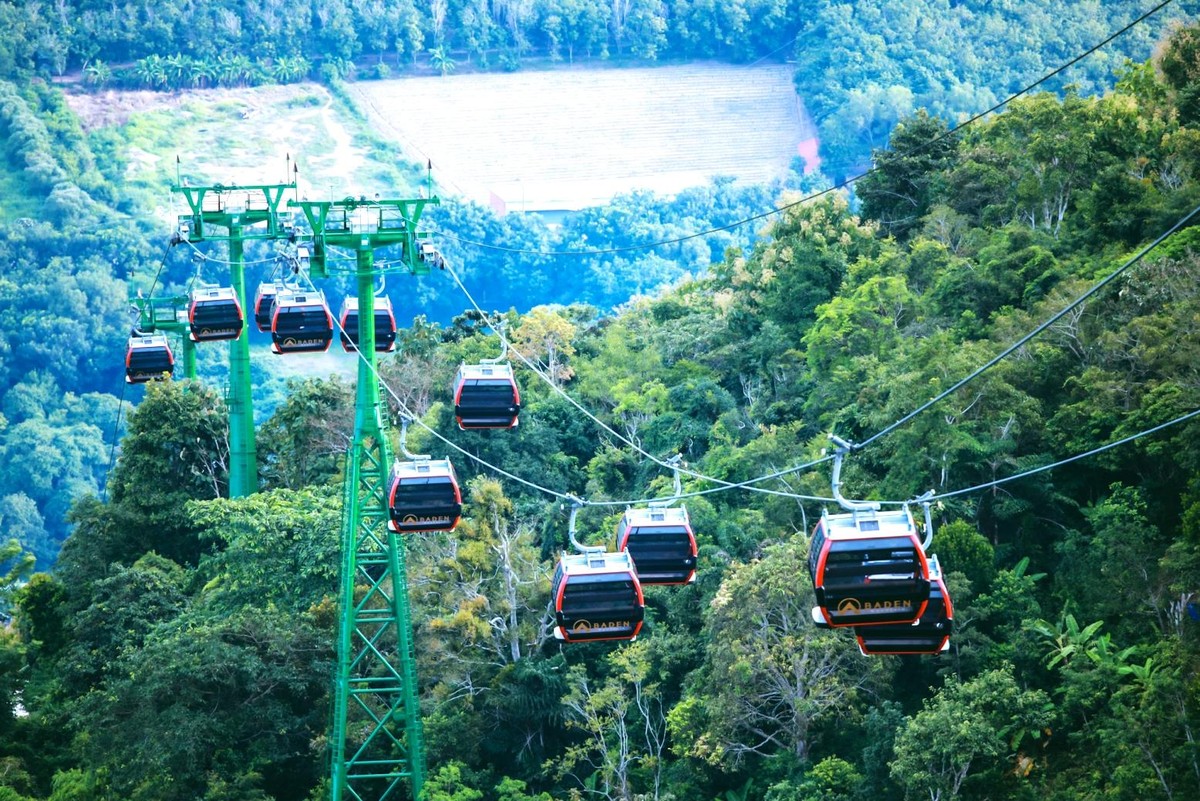 Cáp treo Bà Đen. Cáp treo Bà Đen.