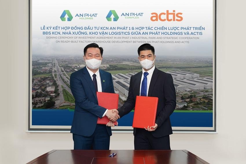 Actis và An Phát Complex ký thỏa thuận hợp tác phát triển dự án mở rộng và cho thuê nhà xưởng/kho bãi trị giá 250 triệu USD. Actis và An Phát Complex ký thỏa thuận hợp tác phát triển dự án mở rộng và cho thuê nhà xưởng/kho bãi trị giá 250 triệu USD.