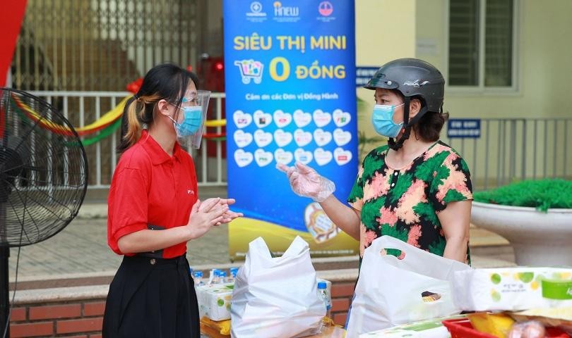 Đây là các hộ nghèo, hộ cận nghèo, hộ gia đình chính sách, gia đình có hoàn cảnh khó khăn do ảnh hưởng của dịch bệnh Covid-19 trên địa bàn 5 phường của quận Đống Đa. Đây là các hộ nghèo, hộ cận nghèo, hộ gia đình chính sách, gia đình có hoàn cảnh khó khăn do ảnh hưởng của dịch bệnh Covid-19 trên địa bàn 5 phường của quận Đống Đa.