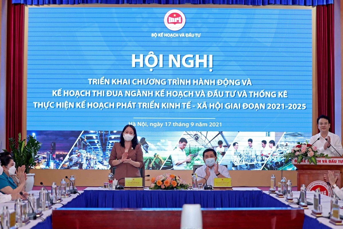 Hội nghị có sự tham dự của Phó Chủ tịch nước Võ Thị Ánh Xuân Hội nghị có sự tham dự của Phó Chủ tịch nước Võ Thị Ánh Xuân