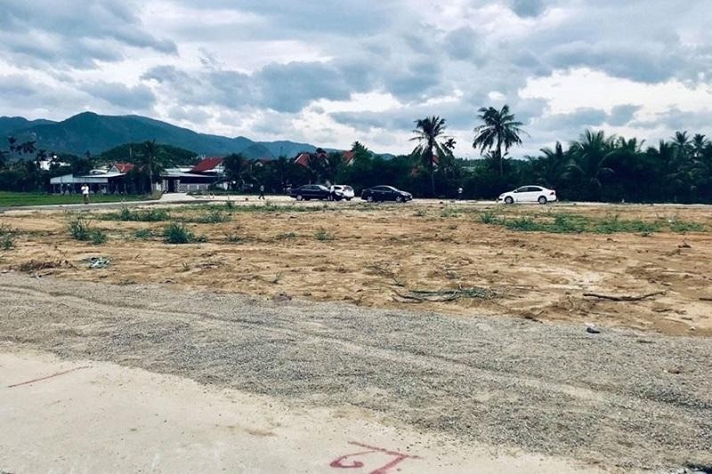Phân lô, bán nền tràn lan tại các vùng ven của Thành phố Nha Trang, Khánh Hòa như huyện Diên Khánh, thị xã Ninh Hòa, huyện Cam Lâm. Ảnh: P.L Phân lô, bán nền tràn lan tại các vùng ven của Thành phố Nha Trang, Khánh Hòa như huyện Diên Khánh, thị xã Ninh Hòa, huyện Cam Lâm. Ảnh: P.L