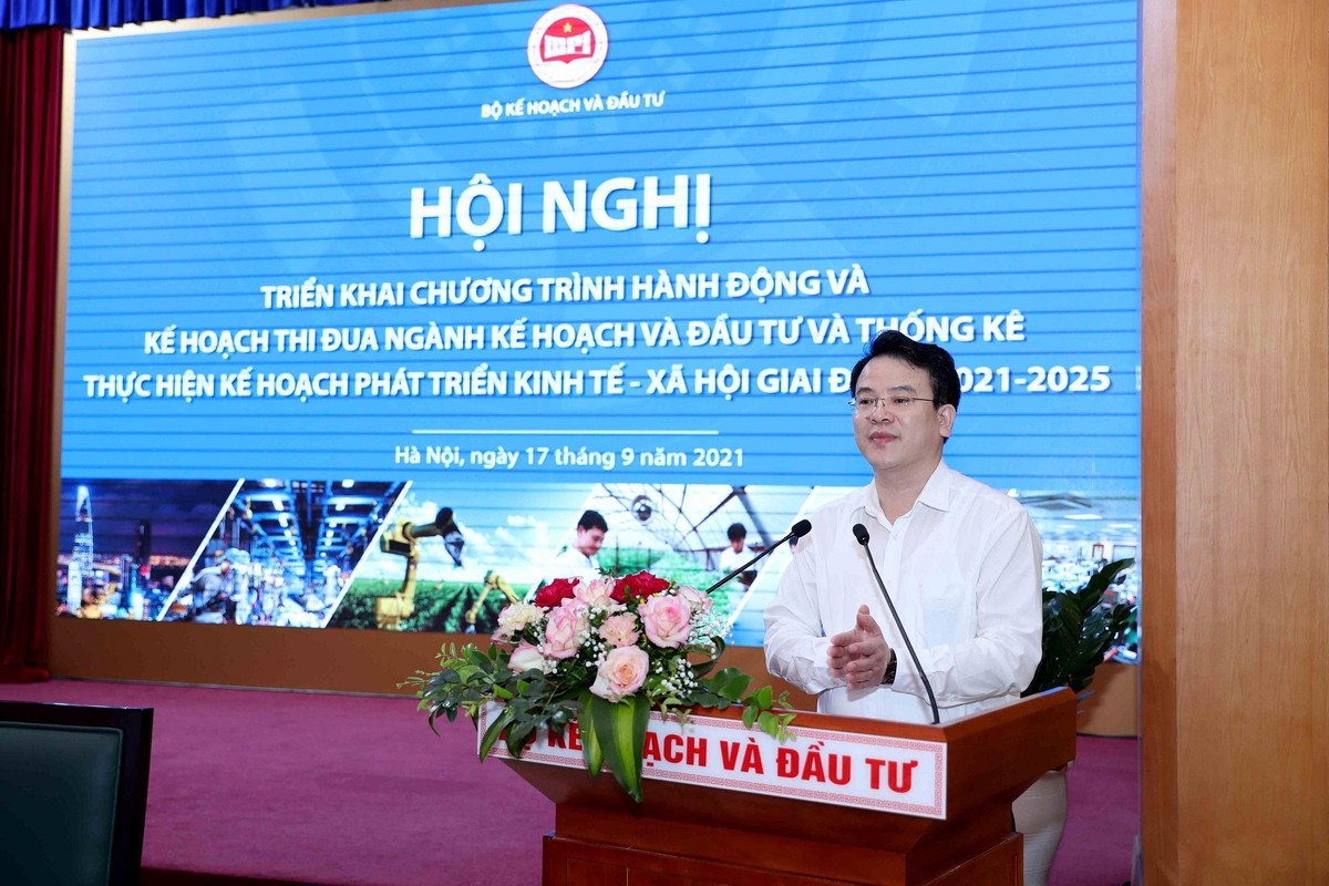 Thứ trưởng Bộ Kế hoạch và Đầu tư Trần Quốc Phương Thứ trưởng Bộ Kế hoạch và Đầu tư Trần Quốc Phương