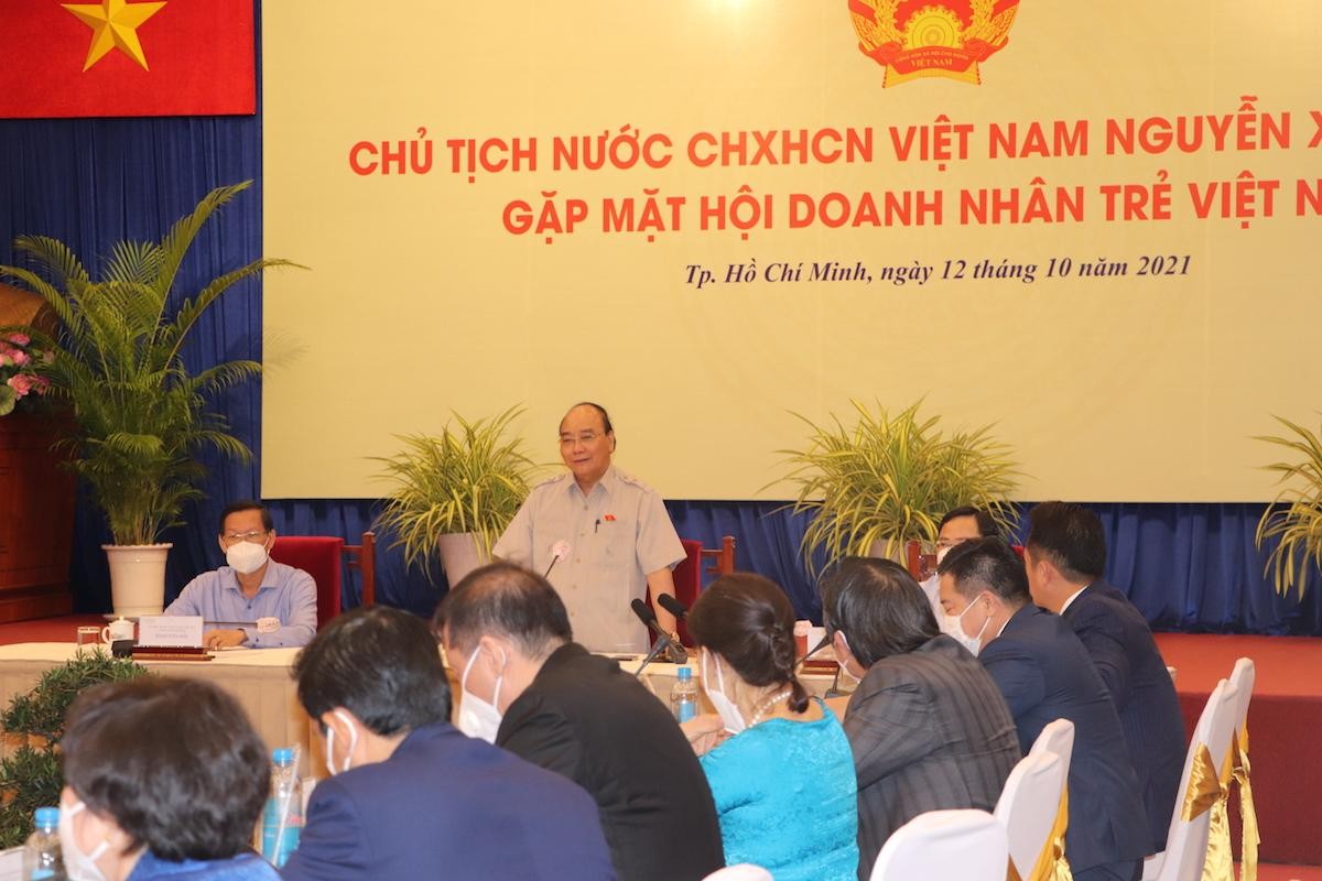Chủ tịch nước Nguyễn Xuân Phúc phát biểu tại buổi gặp các doanh nhân trẻ Việt Nam sáng 12/10 tại Dinh Thống Nhất (Ảnh: Hồng Phúc).