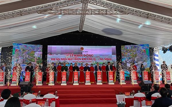 Đây là dự án điện đầu tiên tại miền Bắc sử dụng khí tự nhiên hoá lỏng (LNG) nhập khẩu, có công suất lên tới 1.500 MW với mức đầu tư gần 47.500 tỷ đồng. Đây là dự án điện đầu tiên tại miền Bắc sử dụng khí tự nhiên hoá lỏng (LNG) nhập khẩu, có công suất lên tới 1.500 MW với mức đầu tư gần 47.500 tỷ đồng.