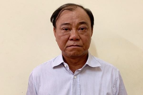 Ông Lê Tấn Hùng, nguyên Tổng giám đốc Tổng công ty Nông nghiệp Sài Gòn - Sagri. Ông Lê Tấn Hùng, nguyên Tổng giám đốc Tổng công ty Nông nghiệp Sài Gòn - Sagri.