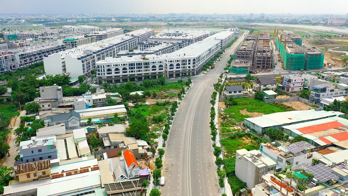 Giá bán nhà phố thương mại các quận trung tâm TP.HCM liên tục tăng. Ảnh: Trọng Tín Giá bán nhà phố thương mại các quận trung tâm TP.HCM liên tục tăng. Ảnh: Trọng Tín