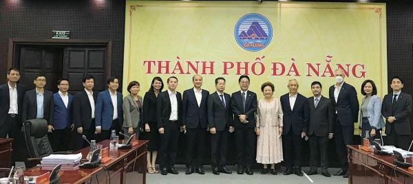 Và làm việc trực tiếp với lãnh đạo thành phố Đà Nẵng về những dự án quan tâm Và làm việc trực tiếp với lãnh đạo thành phố Đà Nẵng về những dự án quan tâm