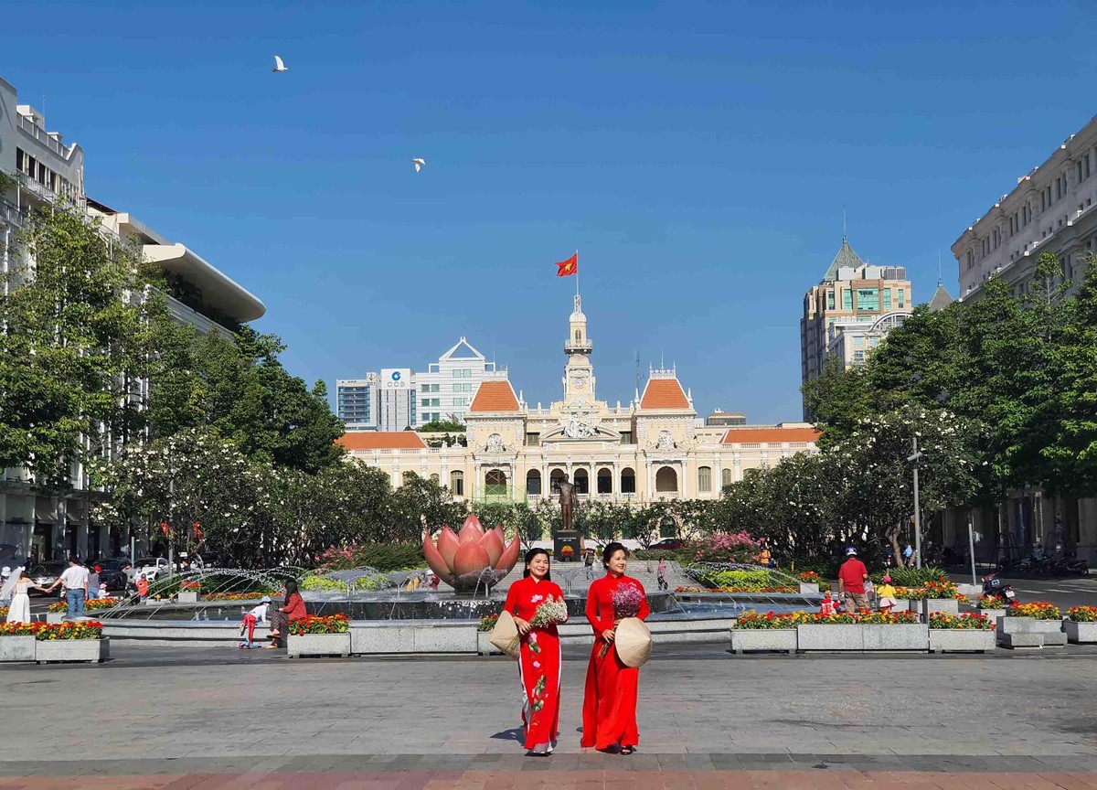 Qua đó, truyền cảm hứng du lịch và khám phá điểm đến TP.HCM tới đông đảo du khách trong và ngoài nước. Qua đó, truyền cảm hứng du lịch và khám phá điểm đến TP.HCM tới đông đảo du khách trong và ngoài nước.