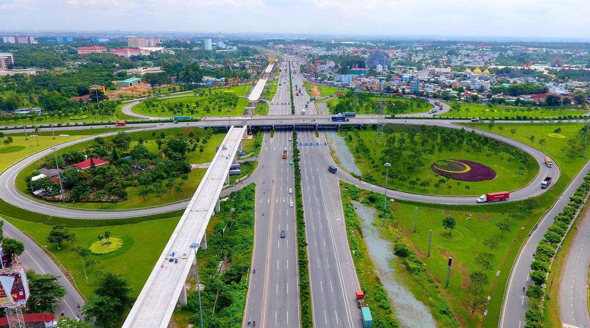 Giá nhà đất tại TP. Thủ Đức tăng cao một phần nhờ quy hoạch hạ tầng. Ảnh: Lê Toàn