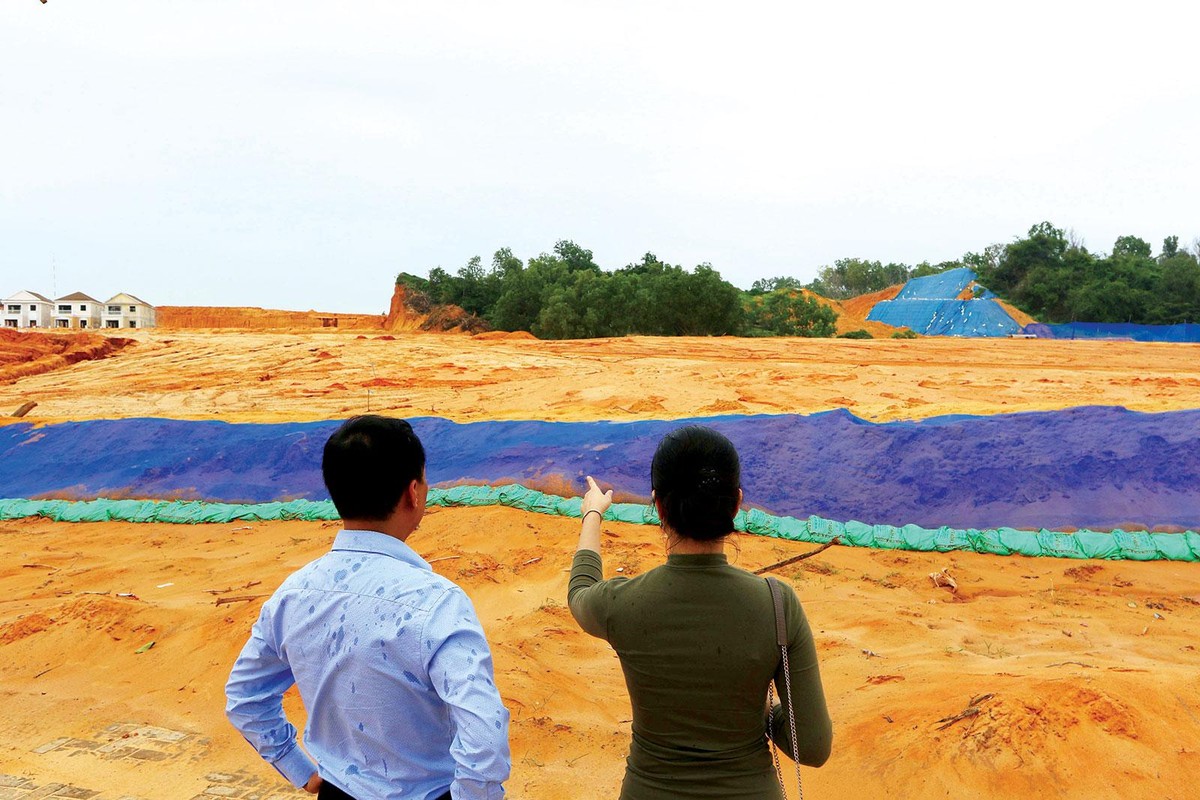 … đến các chuyến thực địa